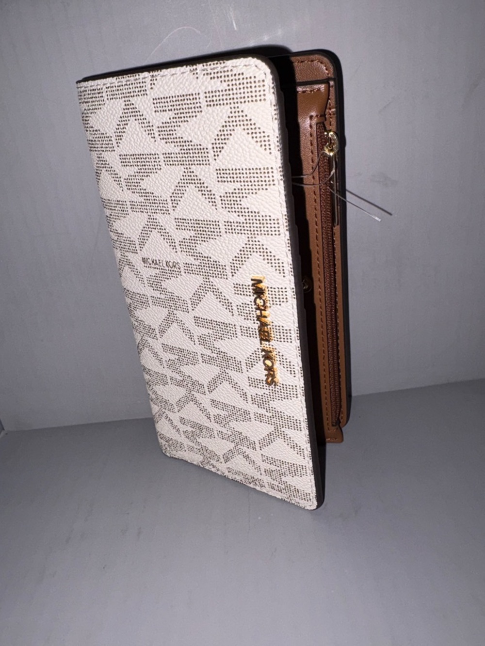 Michael Kors Cream MK Logo Zip-Around Continental Wallet - Picture 5 of 5